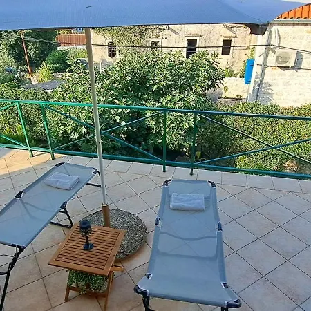 Stone House With Garden Laganini * Zlarin