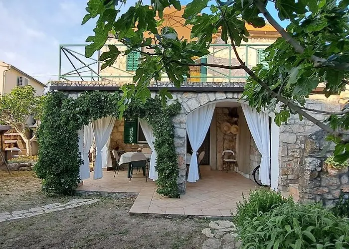 Stone House With Garden Laganini Vikendica Zlarin